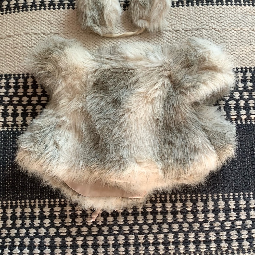Fancy Furs - Picture 3 of 5